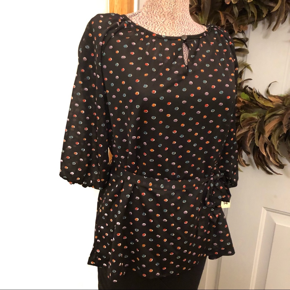 Vintage Black Keyhole Front Sheer Top NWT
